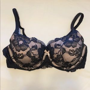 💕 Victoria’s secret Body by Victoria lace bra